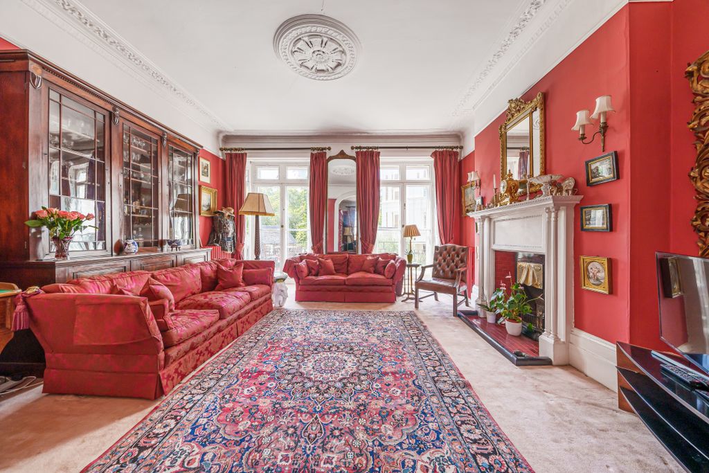 Property photo 2 of 19