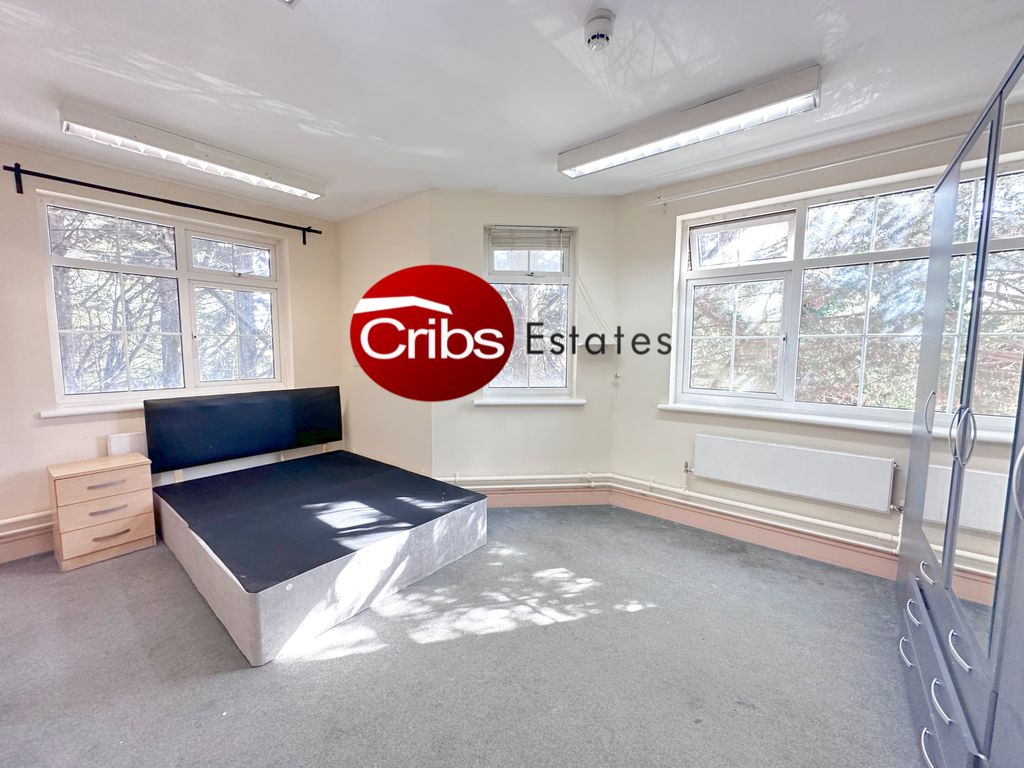 Property photo 1 of 14 En-Suite Double Room Available In Kt3 (Couples Welcome)