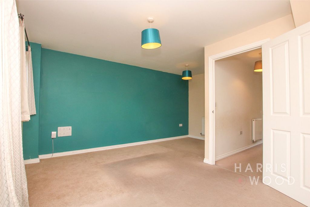 Property photo 2 of 16 Picture No. 05