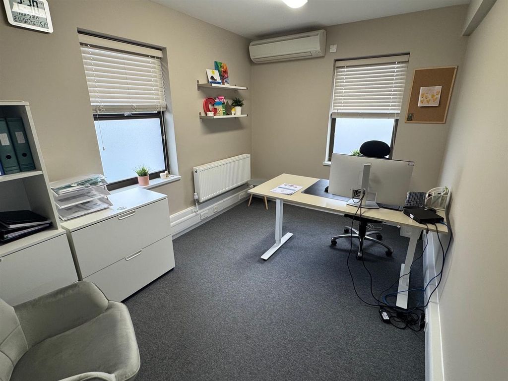 Property photo 2 of 12 Photo1.Jpg