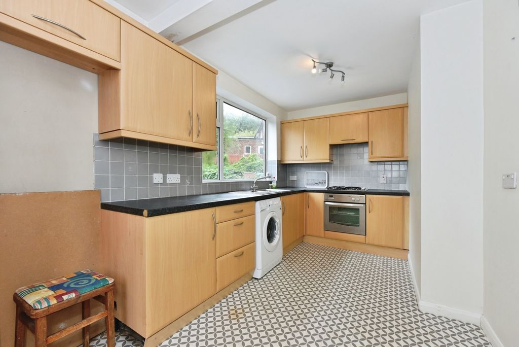 Property photo 2 of 18 Pbox-Img.Jpg