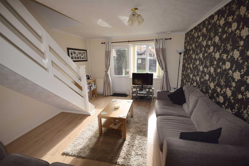 Property photo 3 of 7