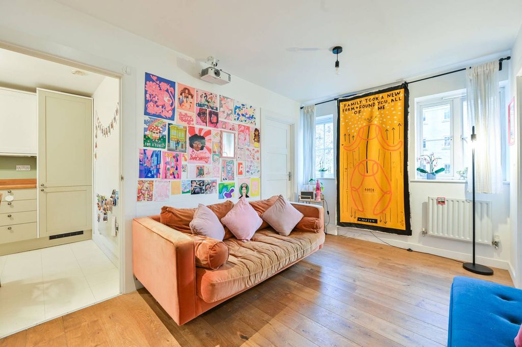 Property photo 2 of 6