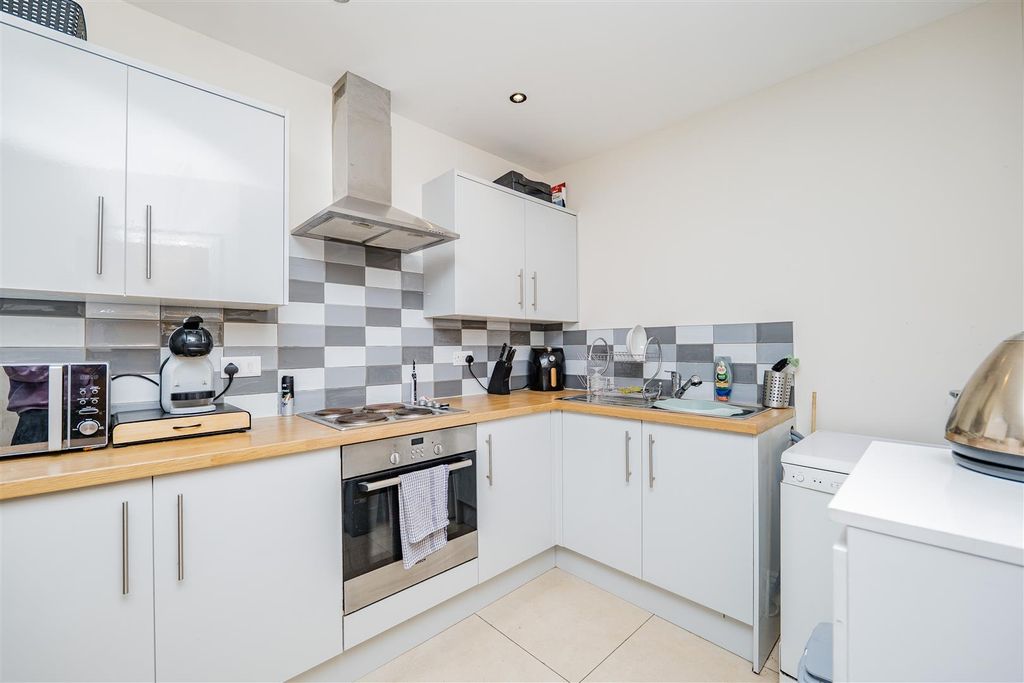 Property photo 3 of 14 P1388243.Jpg