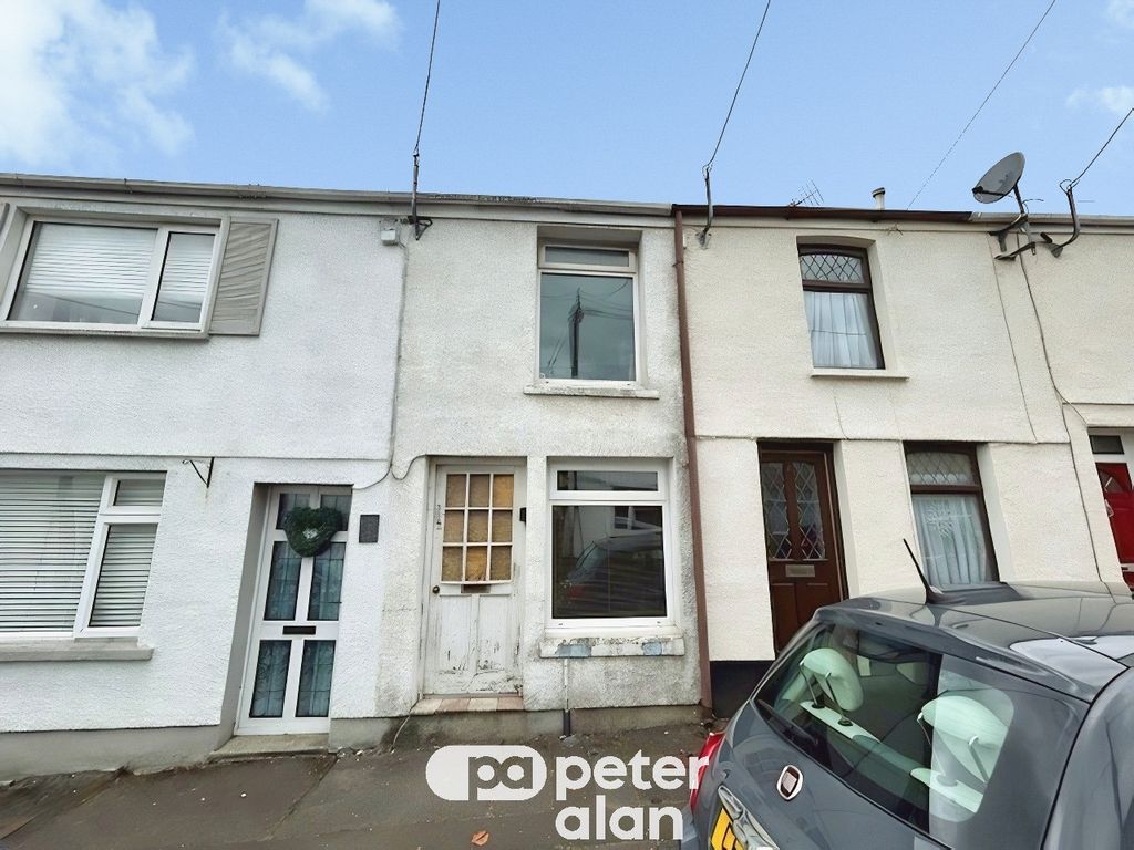 Property photo 1 of 5