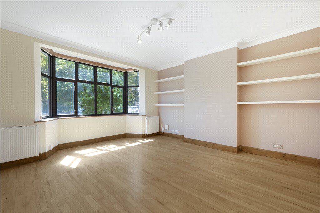 Property photo 2 of 17 Picture No. 05