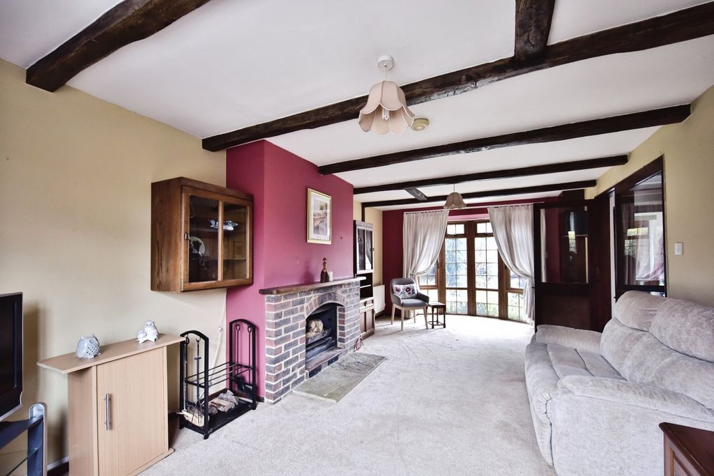 Property photo 3 of 20 Pbox-Img.Jpg