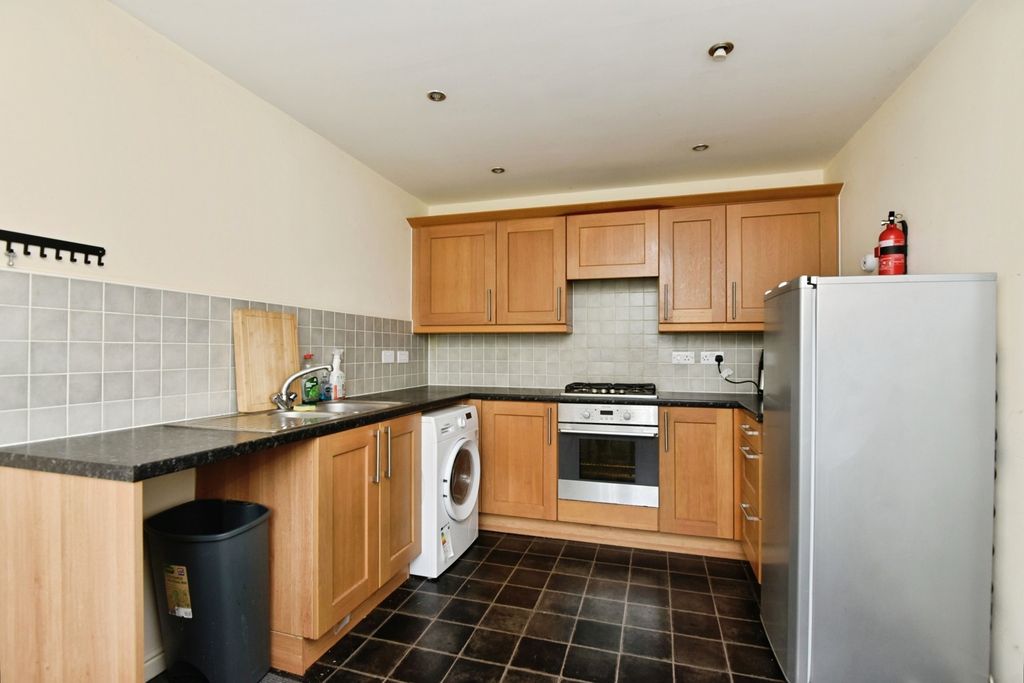 Property photo 3 of 17 Pbox-Img.Jpg