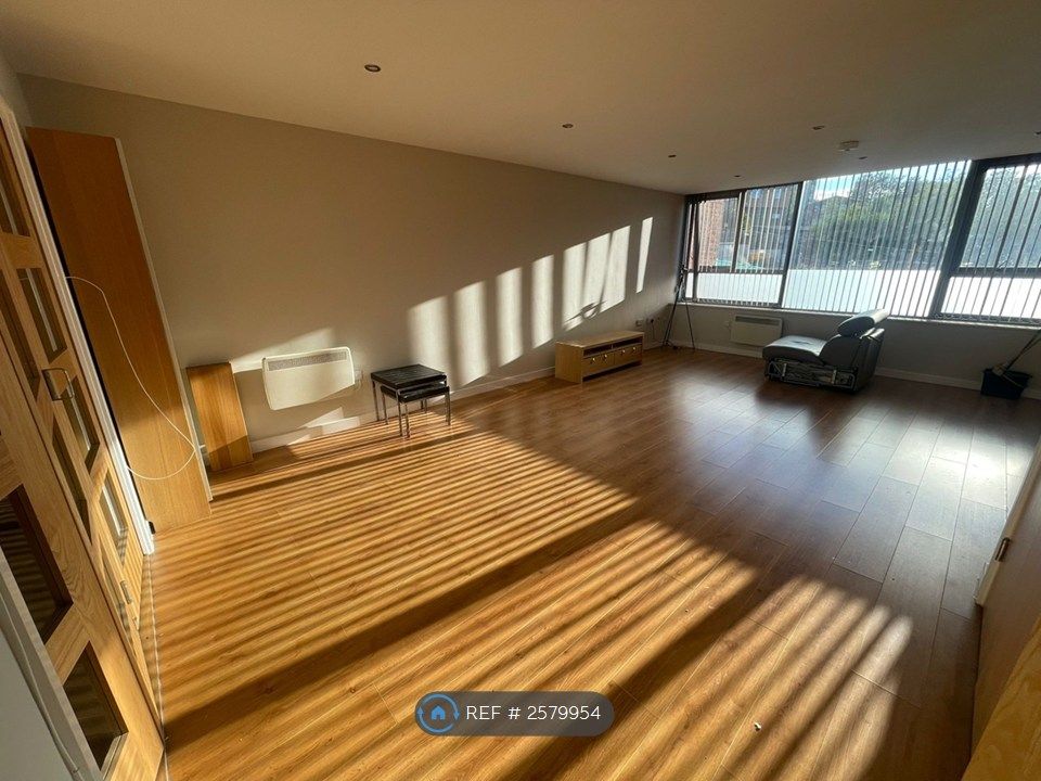 Property photo 3 of 8