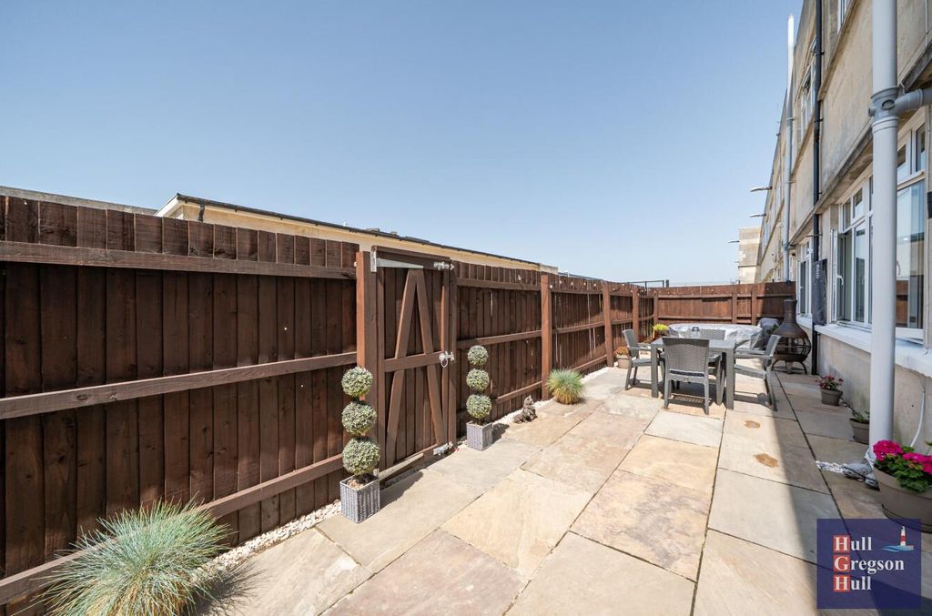 Property photo 3 of 19 577015Ef-55B1-4E4E-A507-661B9c3Aae34.Jpg