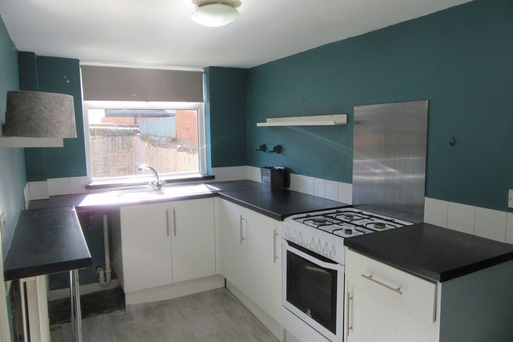 Property photo 3 of 7