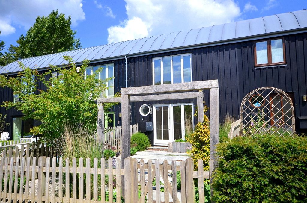 Property photo 1 of 17 Picture No. 26