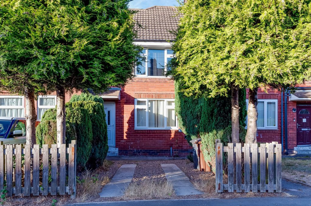 Property photo 1 of 18