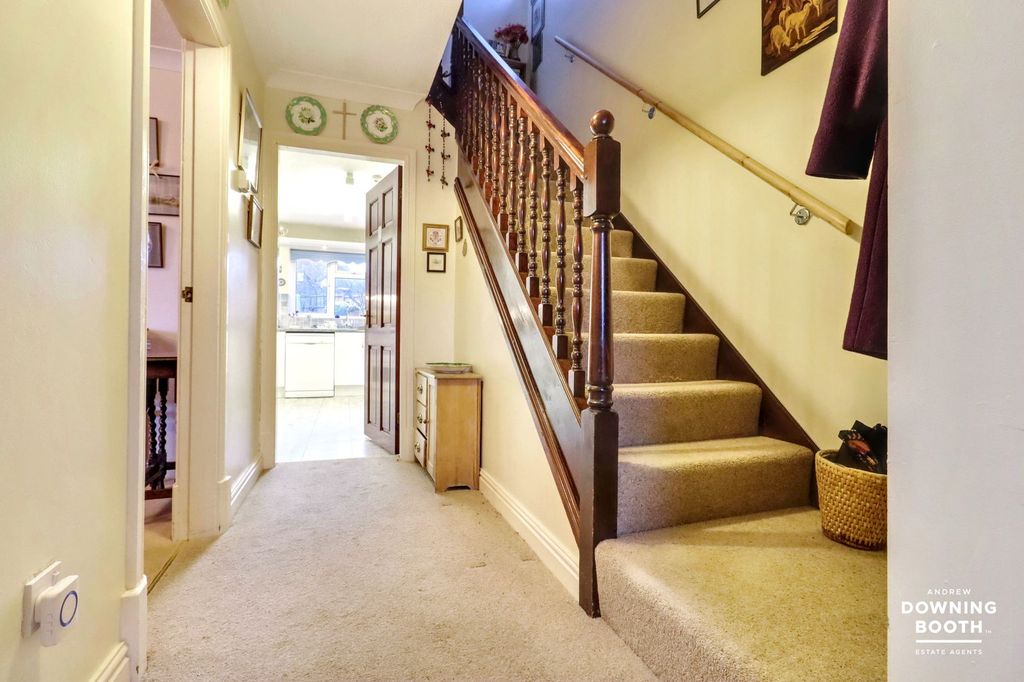 Property photo 3 of 30