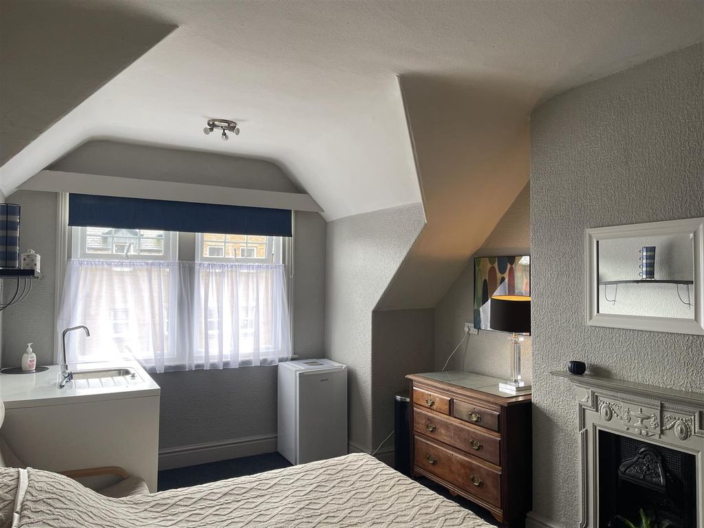 Property photo 2 of 14 Image002.Jpg