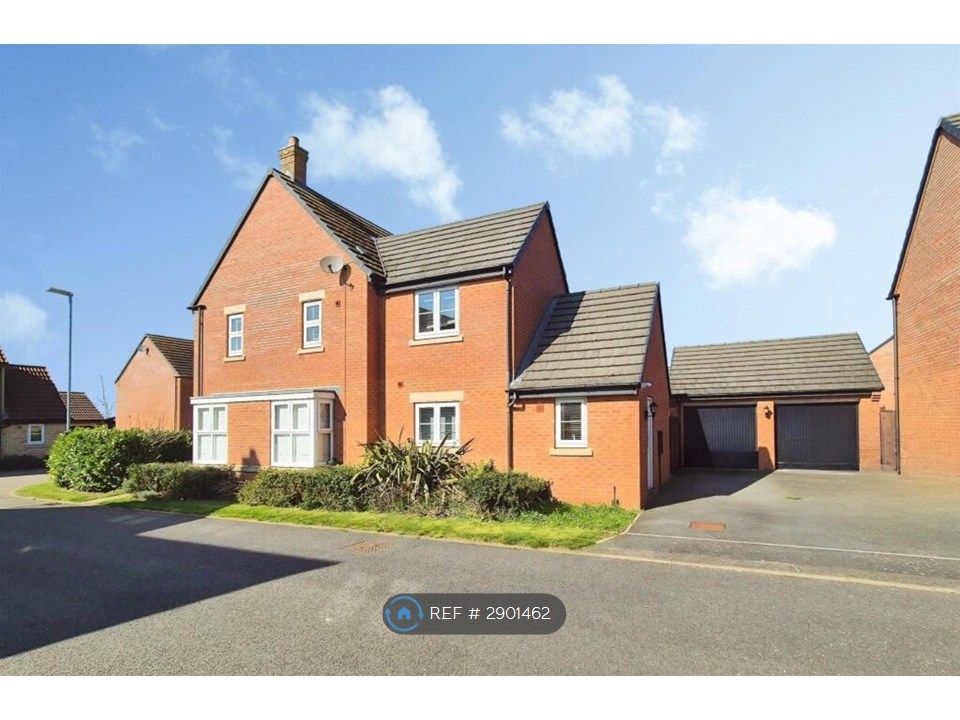 Property photo 1 of 32