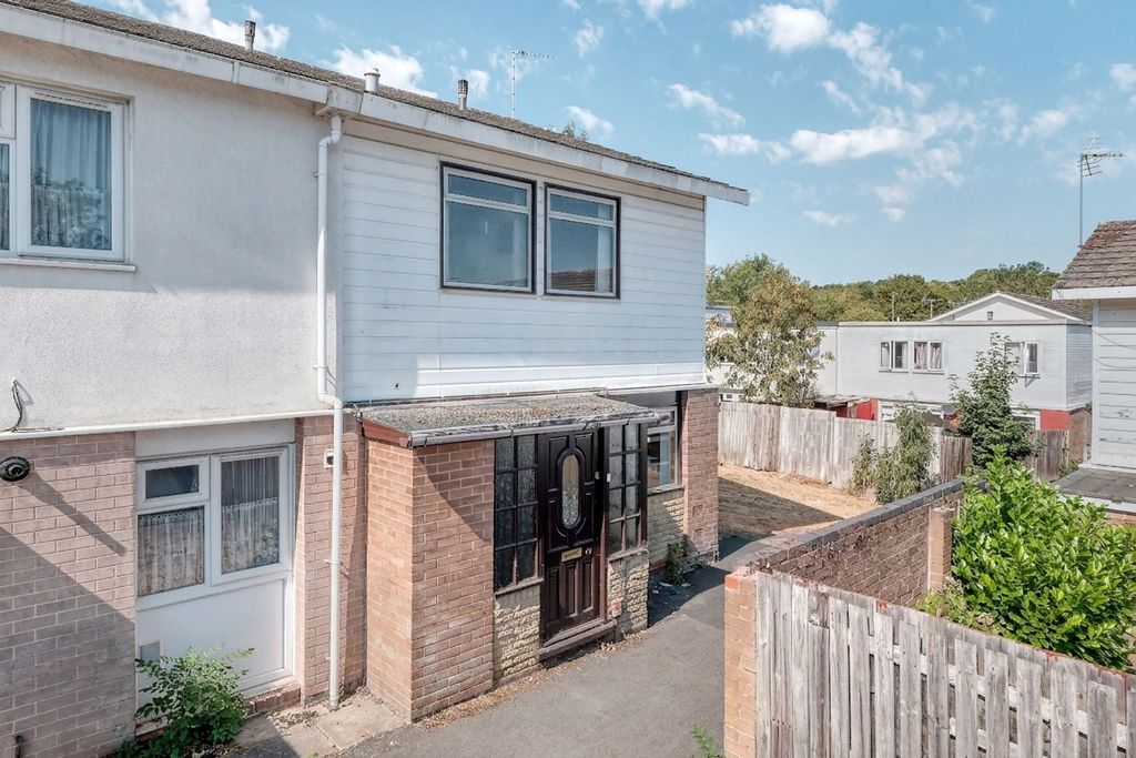Property photo 1 of 11