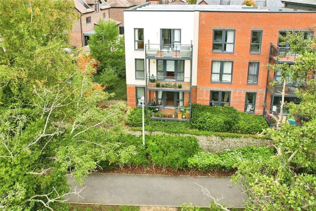 Property photo 1 of 18 Picture No. 39