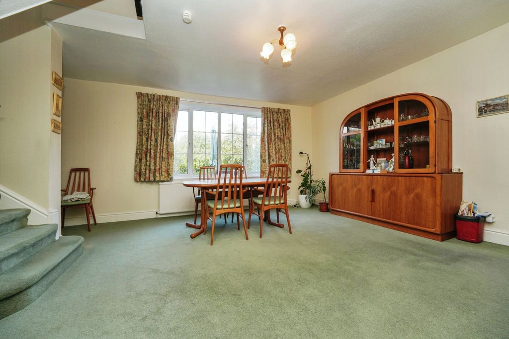 Property photo 3 of 17 Photography