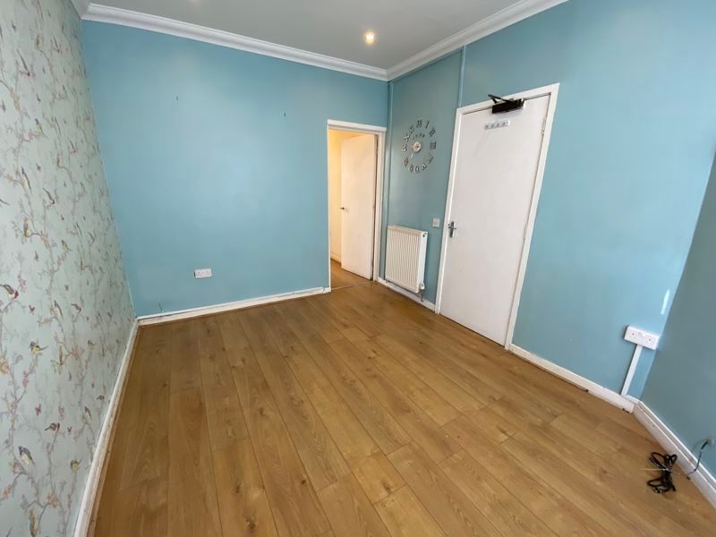 Property photo 3 of 13 Photo 11