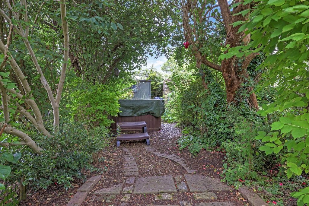 Property photo 3 of 14 Img (15).Jpg