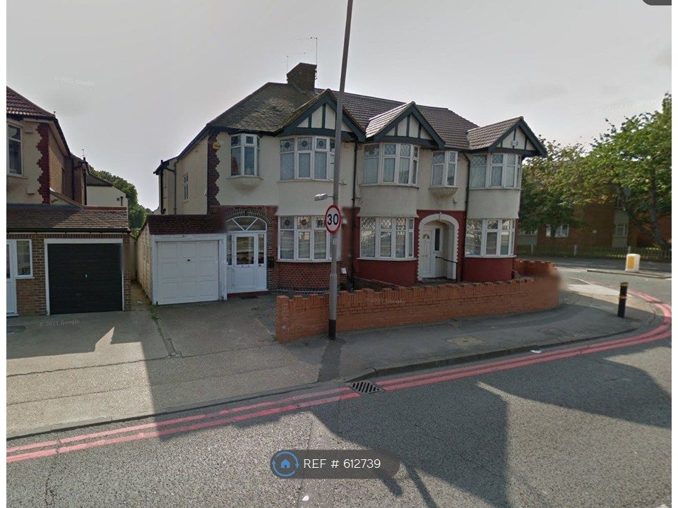 Property photo 1 of 14 Front View