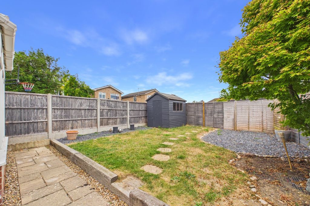 Property photo 2 of 16