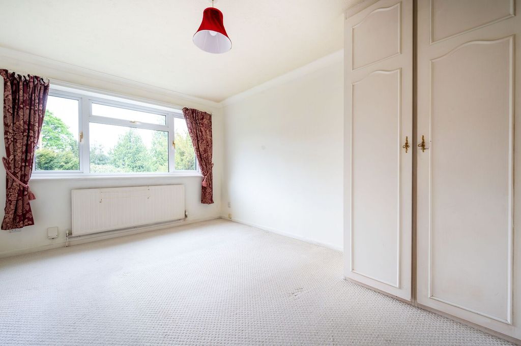Property photo 3 of 11