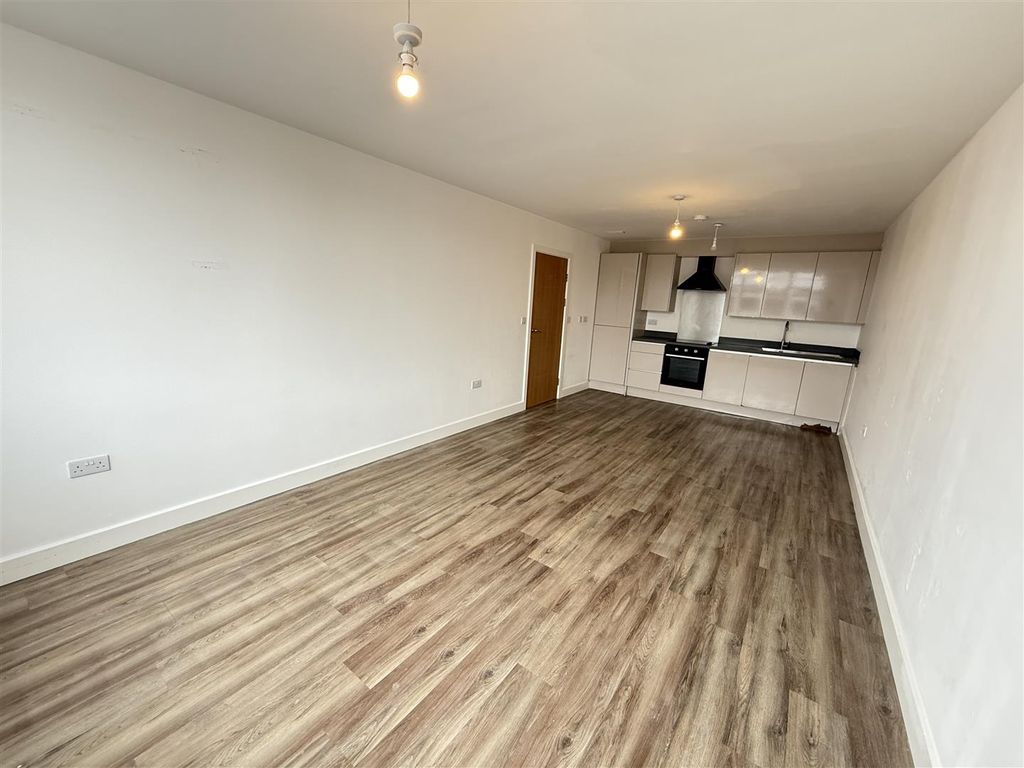 Property photo 3 of 7 Photo 08-05-2025, 11 37 03 Am.Jpg