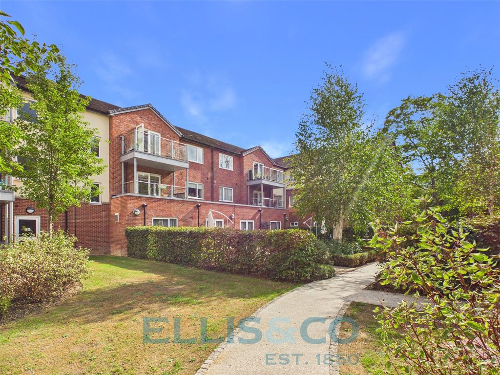 Property photo 1 of 13 Picture No. 05