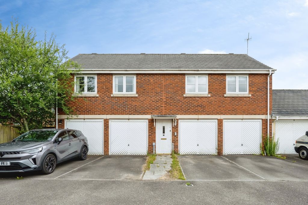 Property photo 1 of 17 Pbox-Img.Jpg