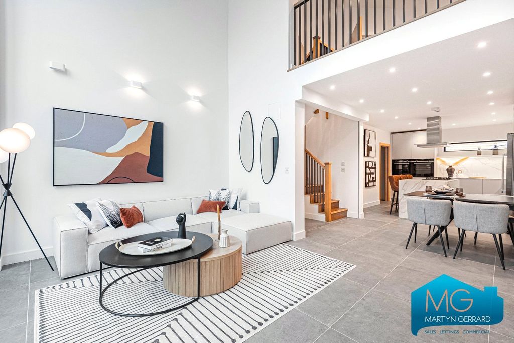 Property photo 1 of 32 Picture No. 21