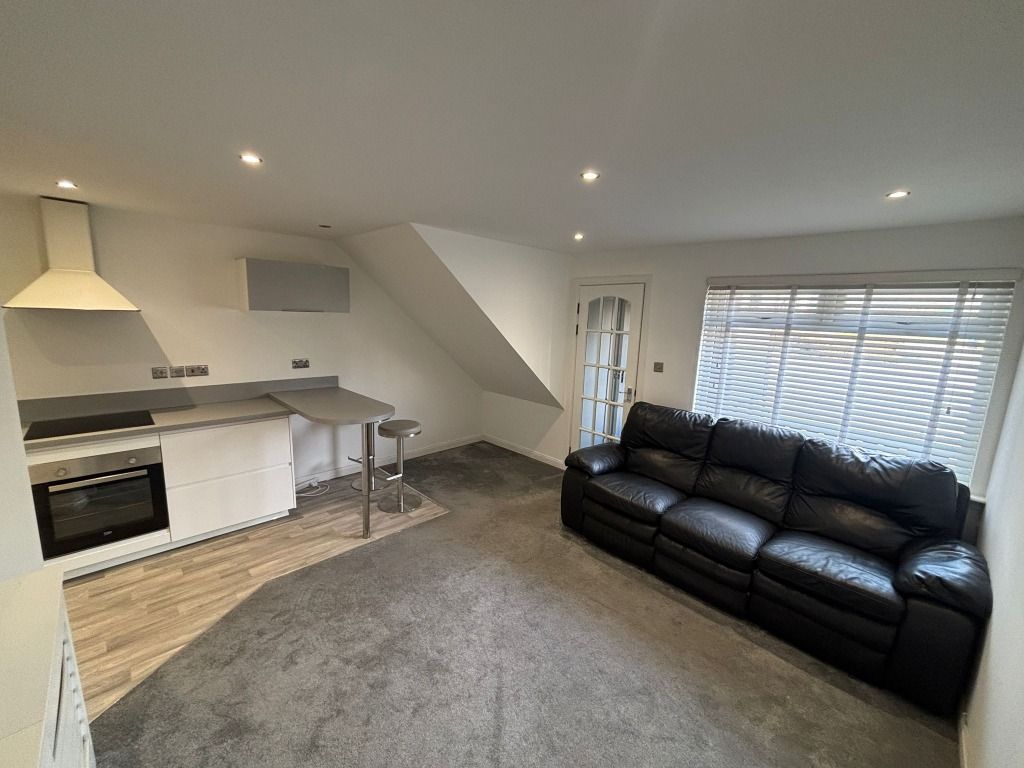 Property photo 1 of 9 Photo 1