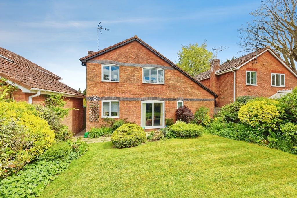 Property photo 3 of 17 Pbox-Img.Jpg