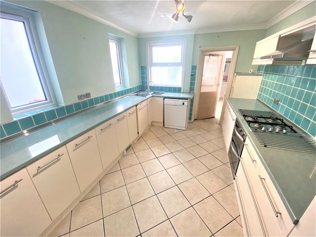 Property photo 3 of 10 Picture No. 05