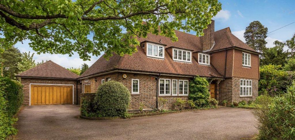 Property photo 1 of 7 External 2.Jpg