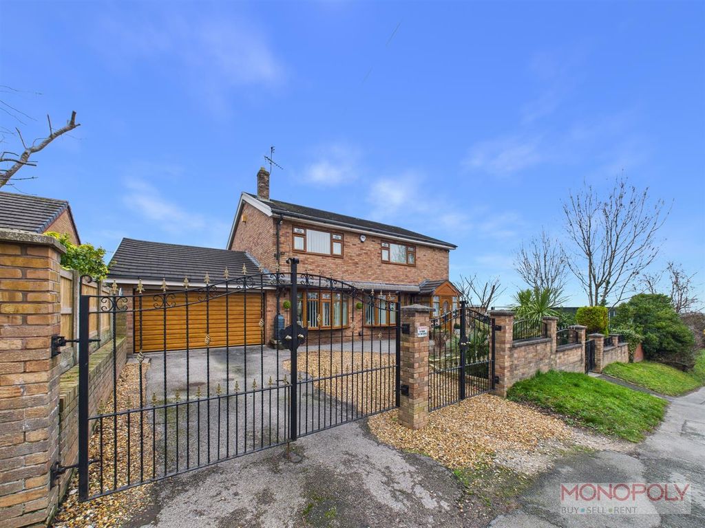 Property photo 1 of 41 Cam04439G0-Pr0211-Still055.Jpg