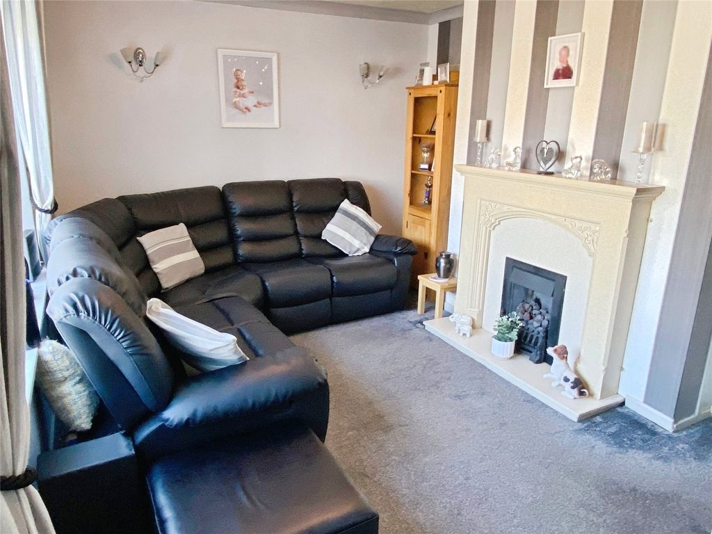 Property photo 3 of 11 Picture No. 10