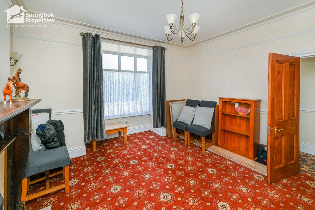 Property photo 3 of 21 Image 2