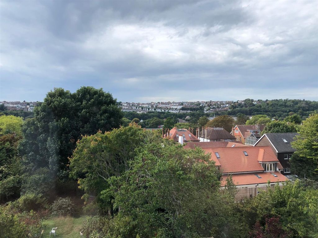 Property photo 2 of 4