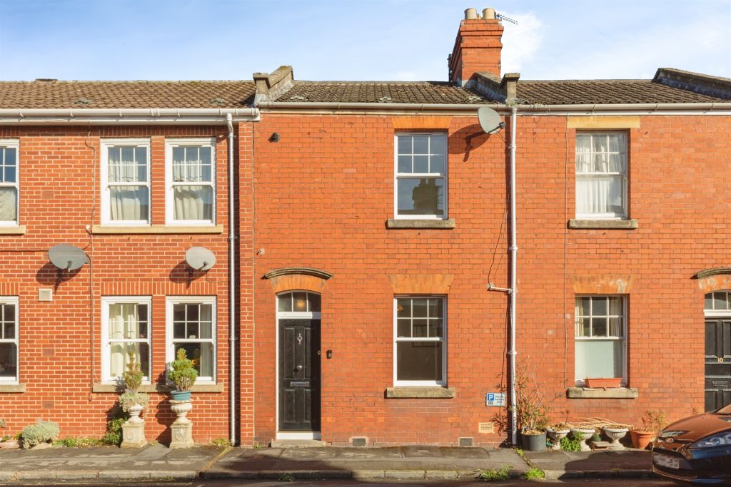 Property photo 1 of 13