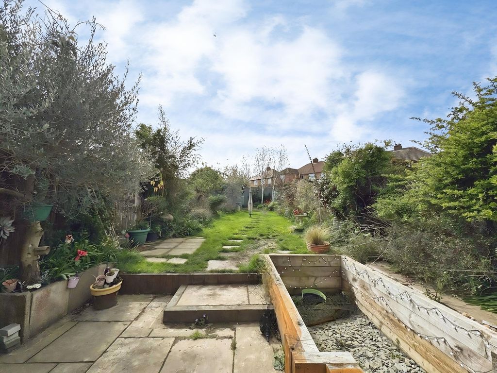 Property photo 2 of 24