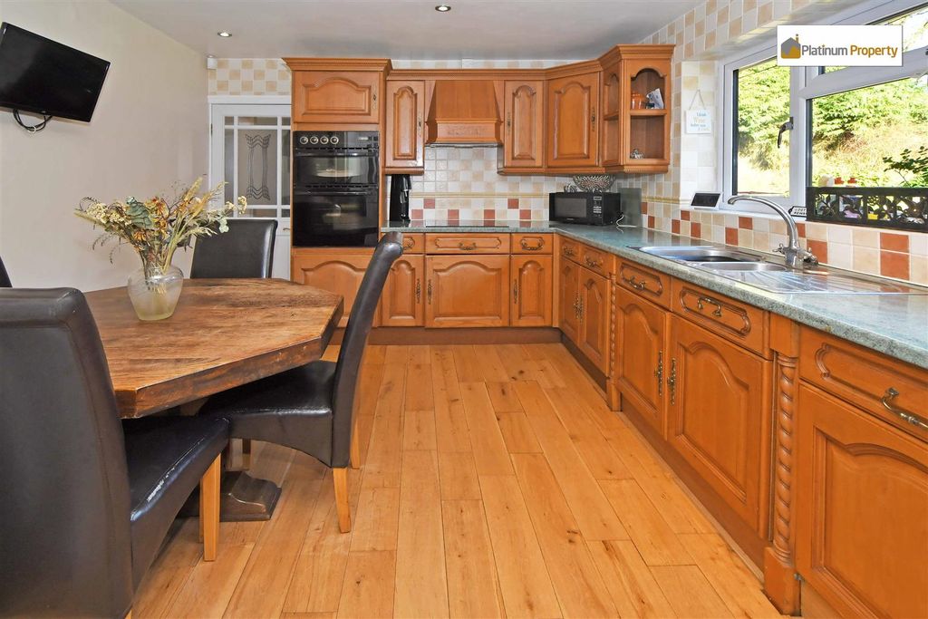 Property photo 3 of 35 Rah_9387.Jpg
