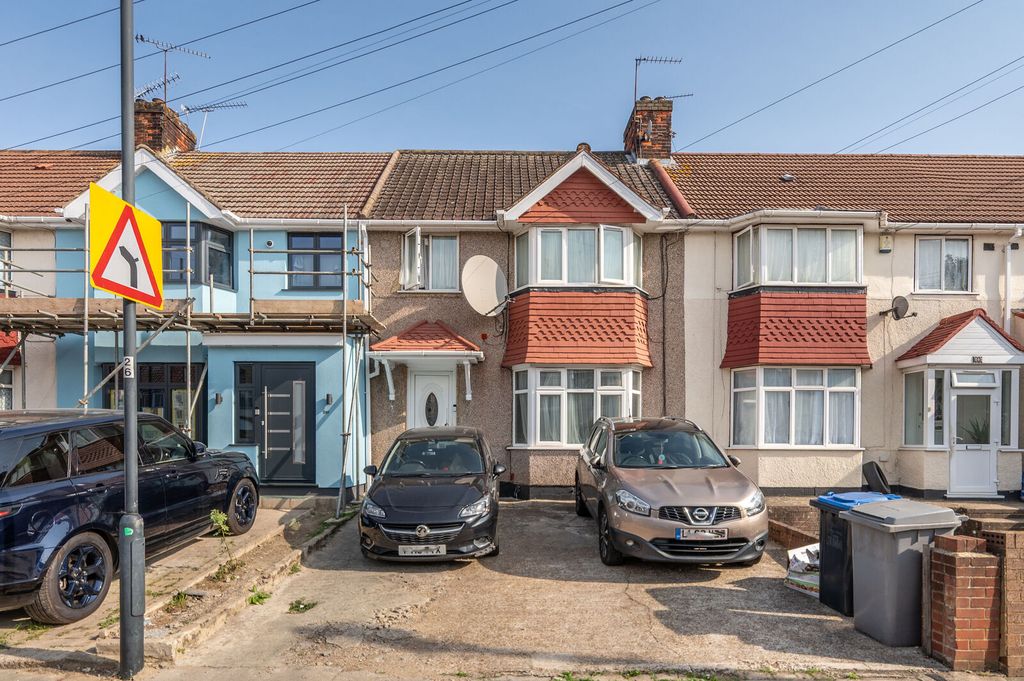 Property photo 1 of 8