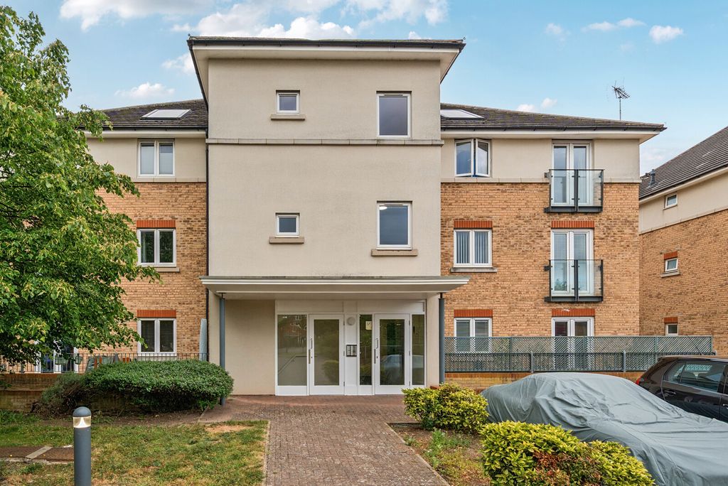 Property photo 1 of 11 1-6A0F14d7B5B9B-1...