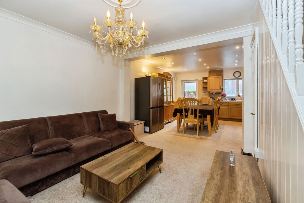 Property photo 2 of 25 Reception Room