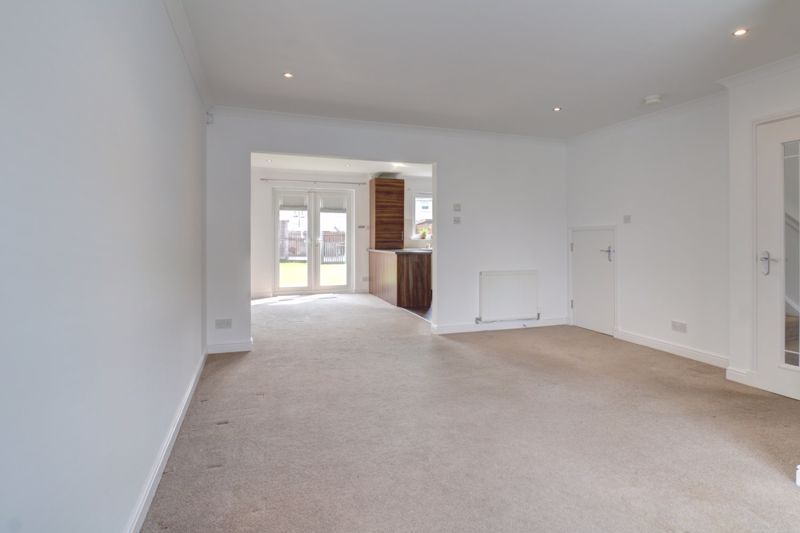 Property photo 3 of 18 Photo 5