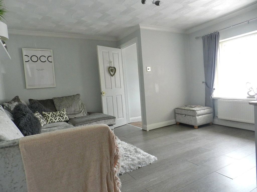 Property photo 2 of 11 Picture No. 02