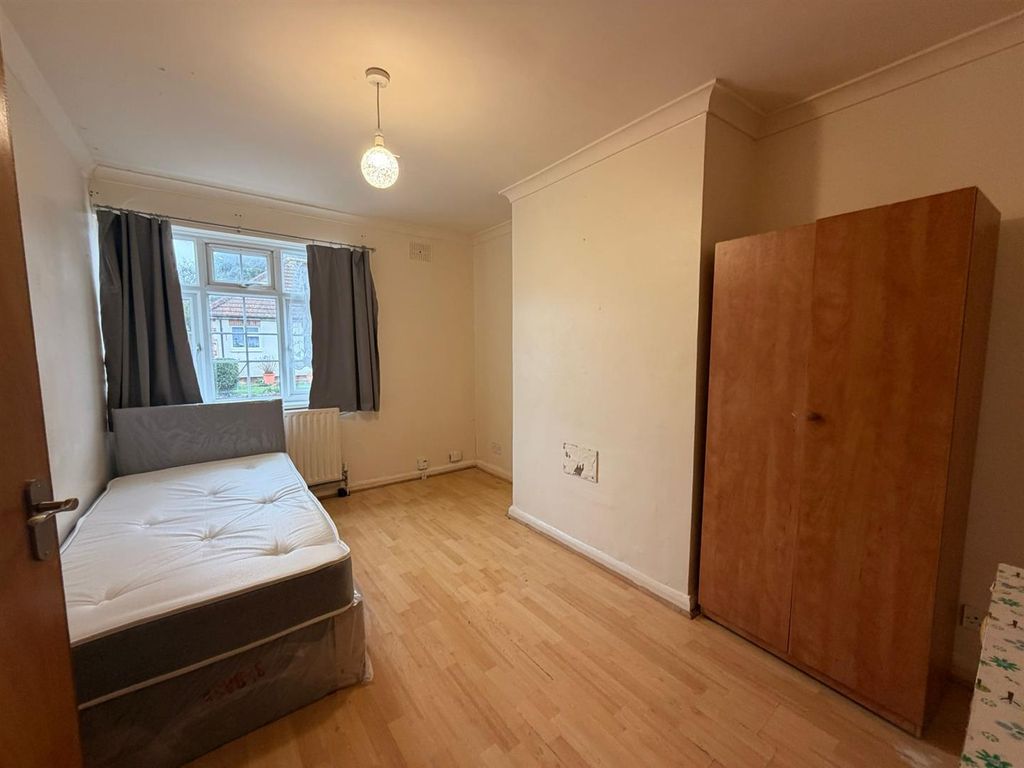 Property photo 3 of 10 Whatsapp Image 2026-02-27 At 14.50.54.Jpeg