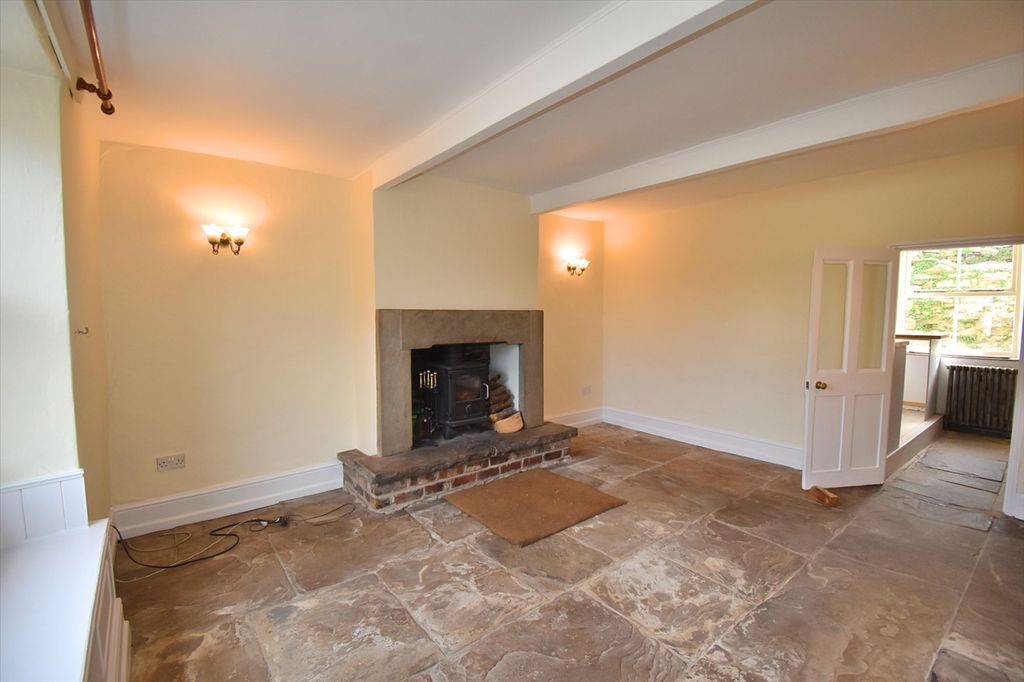 Property photo 2 of 13 Sitting Room